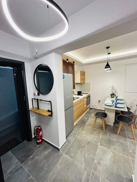 Avra House Nea Peramos Apartment in Nea Peramos