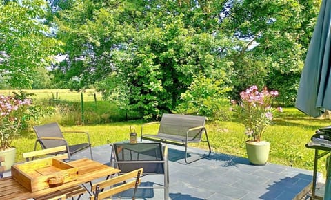 Patio, Spring, Garden, Living room, Dining area, Garden view
