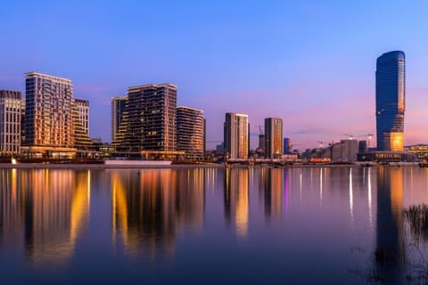 Property building, Nearby landmark, Day, Natural landscape, City view, Lake view, River view, Sea view