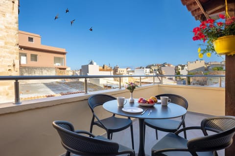 Property building, View (from property/room), Balcony/Terrace, City view
