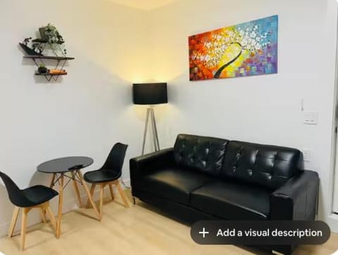 New and Modern 1 bedroom suite near beach Apartment in Surrey