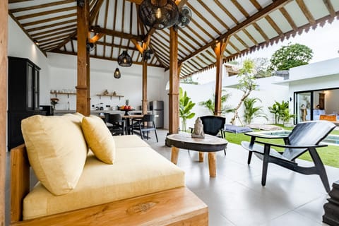 Property building, Seating area