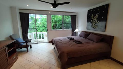 Bed, Balcony/Terrace, Photo of the whole room, Bedroom