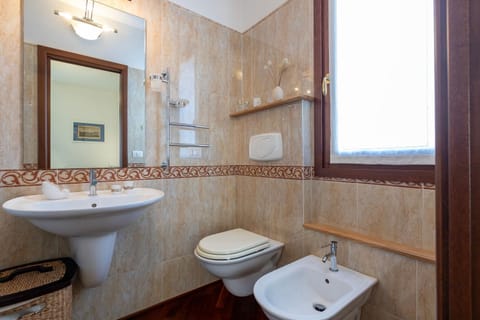 Toilet, Bathroom, bidet