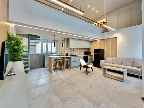 Kitchen or kitchenette, Living room, Photo of the whole room, Seating area, Dining area