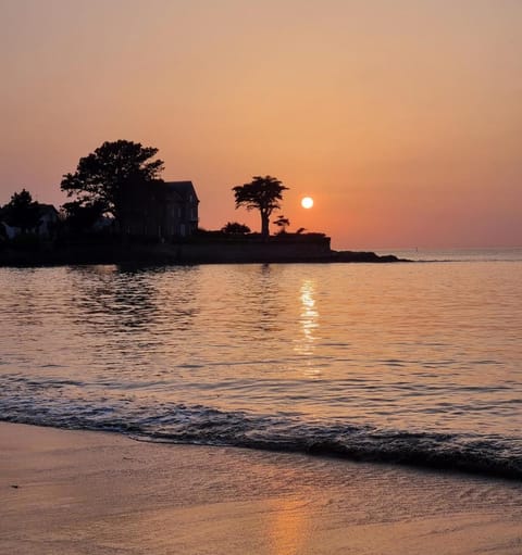 La Gambade - Wifi, Jardin, BBQ, 1500 m de la mer House in Brittany