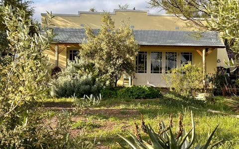 The Happy Place, private cottage with rustic pool Apartment in Western Cape