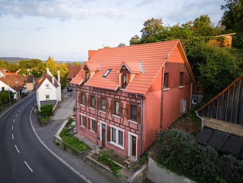Property building, Day, Neighbourhood, Natural landscape, Bird's eye view, Street view, Location