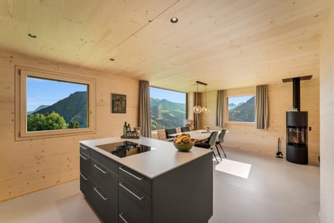 Mountain view, kitchen