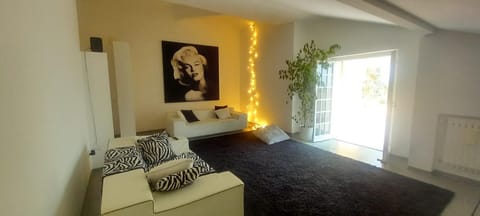 Garda Lake View Expirience Apartment in Province of Brescia