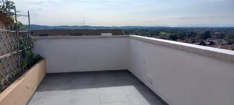 Garda Lake View Expirience Apartment in Province of Brescia