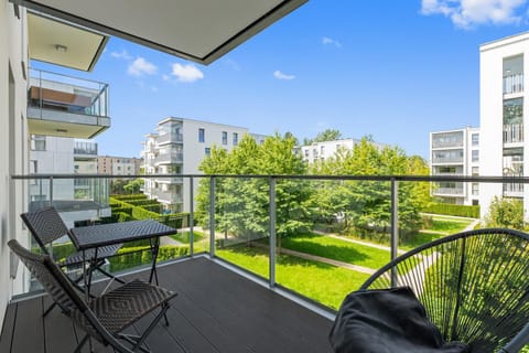 Property building, Garden, View (from property/room), Balcony/Terrace, Seating area, Garden view