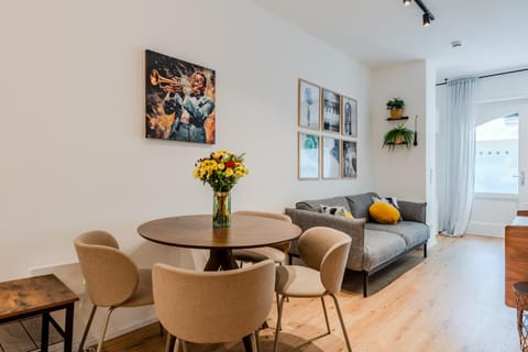 Living room, Seating area, Dining area