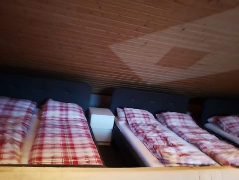 Arctic Skyview Retreat in Tromso - with parking Apartment in Tromso