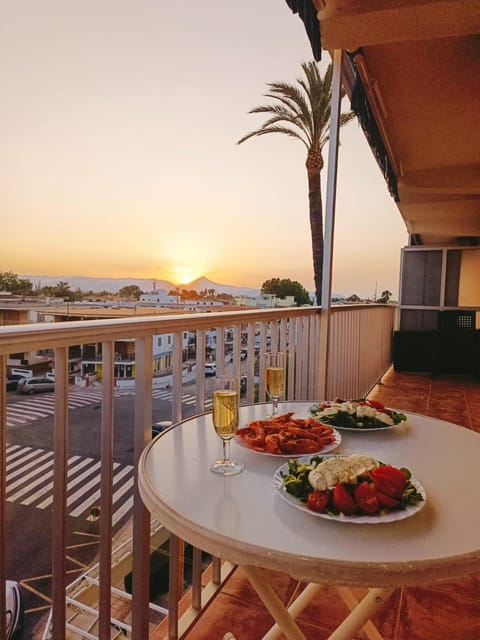 View (from property/room), Balcony/Terrace, Dinner
