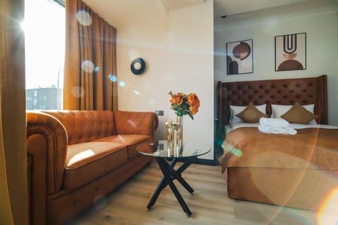 Bed, Seating area, Bedroom