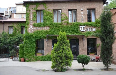 Property building, Facade/entrance