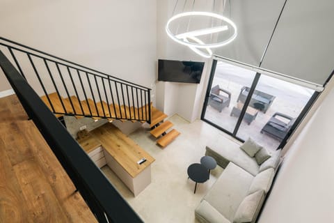 TV and multimedia, Living room, Seating area, Evening entertainment