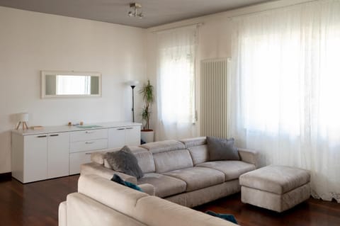 La Finestra sul Castello House in Abruzzo