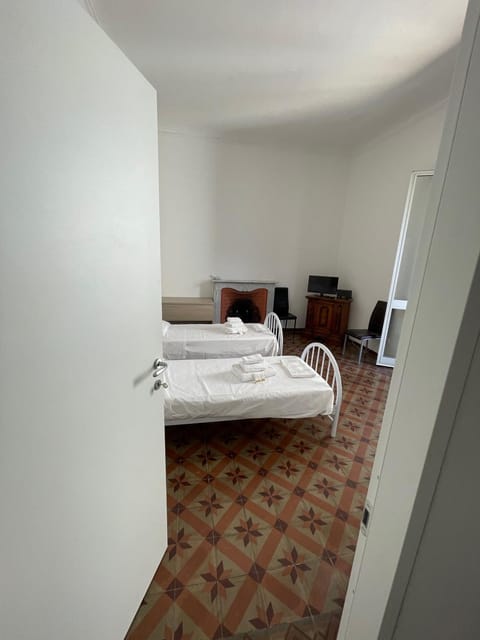 Cavour Rooms Bed and Breakfast in La Spezia