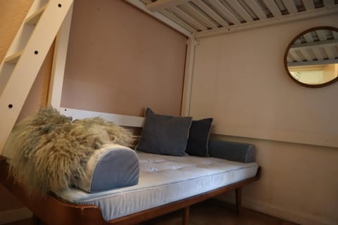 Kamer 15, Den Bosch Vacation rental in North Brabant (province)