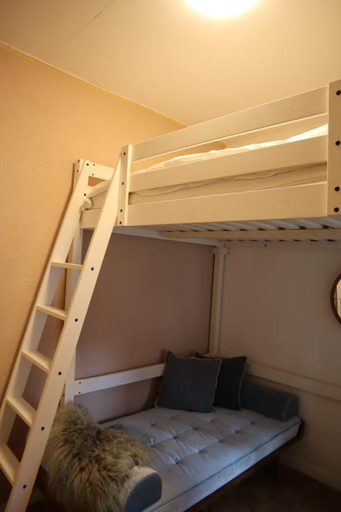 Kamer 15, Den Bosch Vacation rental in North Brabant (province)