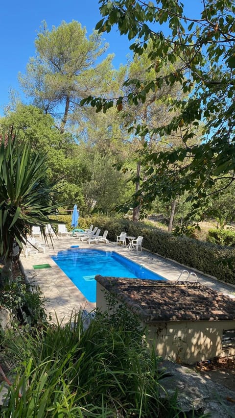 large swimming pool, 9 berths House in Saint-Maximin-la-Sainte-Baume