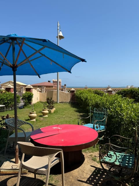 Garden, Sea view