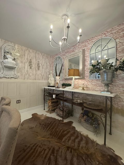 J and M on Capital Boutique Guesthouse Bed and Breakfast in Frankfort