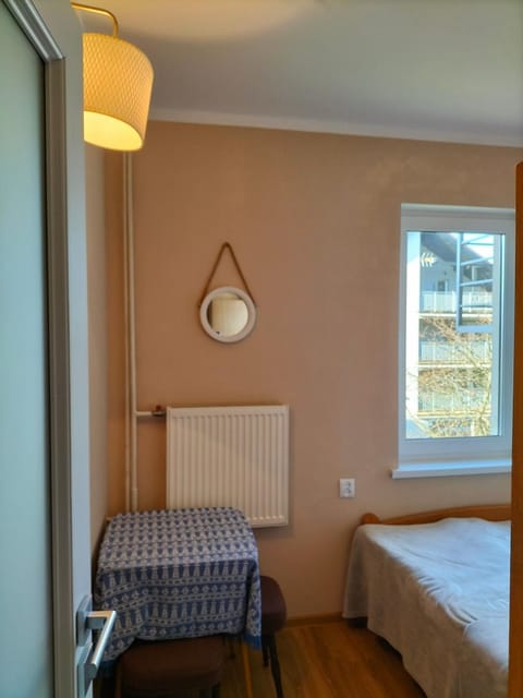 Bed, Photo of the whole room, internet