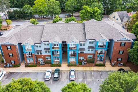 Low Country Dawg House - Stunning Walking Trails House in Athens