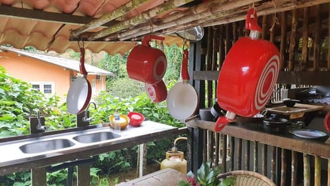 1500 metros quadrados na beira da praia House in Angra dos Reis