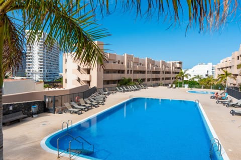 Balcony/Terrace, Swimming pool, Swimming pool