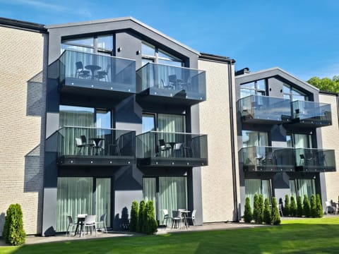 Property building, Patio, Day, Garden, View (from property/room), Balcony/Terrace, Garden view