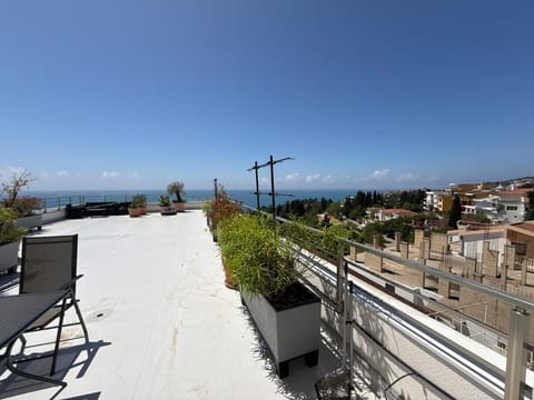 Pinjes Luxury Penthouse & Pool Apartment in Ulcinj