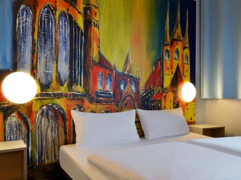 Bed, Photo of the whole room