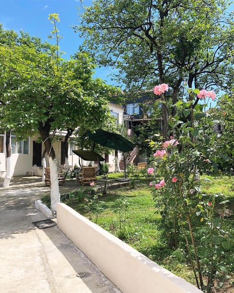 Facade/entrance, Garden, Area and facilities