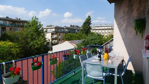Patio, Day, View (from property/room), Balcony/Terrace