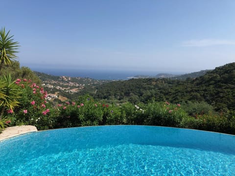 Mountain view, Pool view, Sea view, Swimming pool