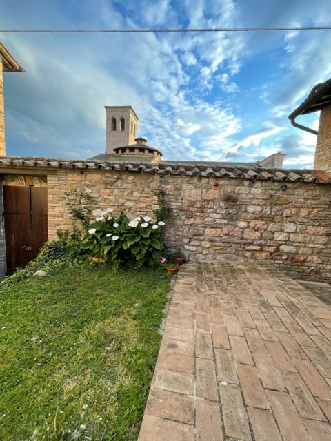 Property building, Garden