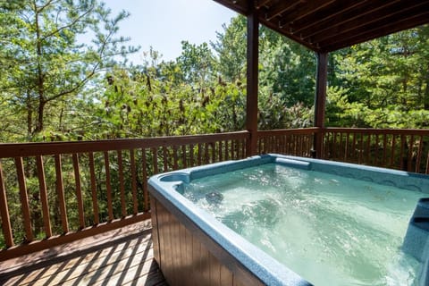 Nicoha By Avada Properties House in Pigeon Forge