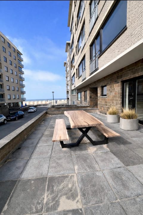 Appartement met zeezicht Apartment in De Panne