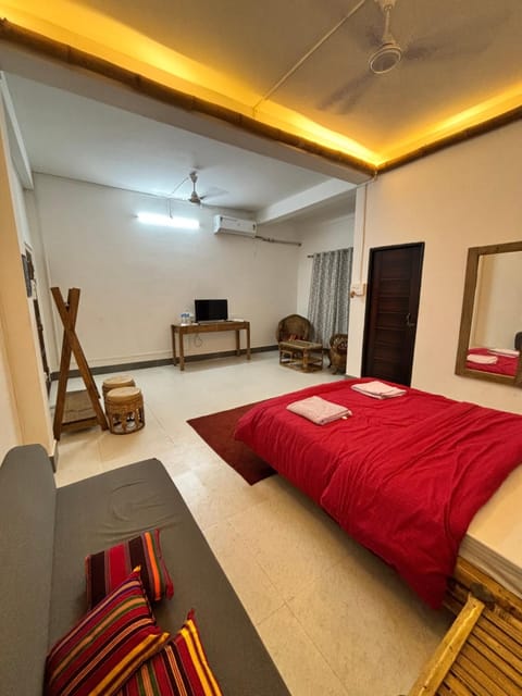 Bed, Photo of the whole room