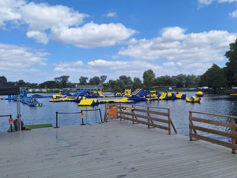 Fabulous 3 Bedroom Static Caravan at Billing Aquadrome Campground/ 
RV Resort in Northampton