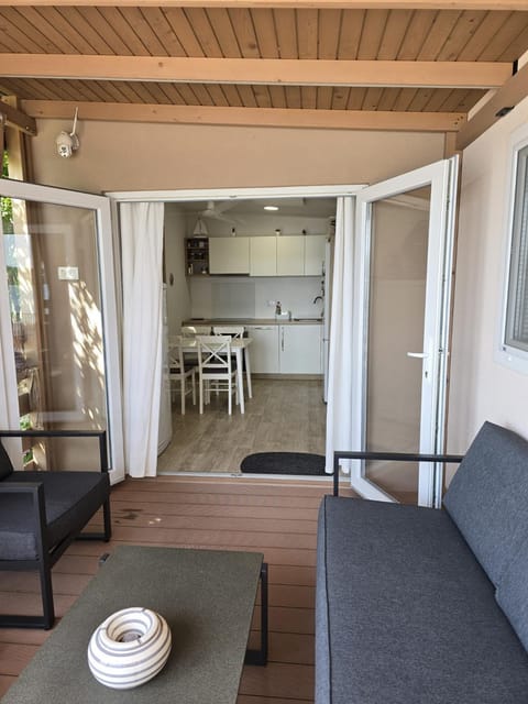 Mobile House Pirovac - LUX MOBIL House in Tisno