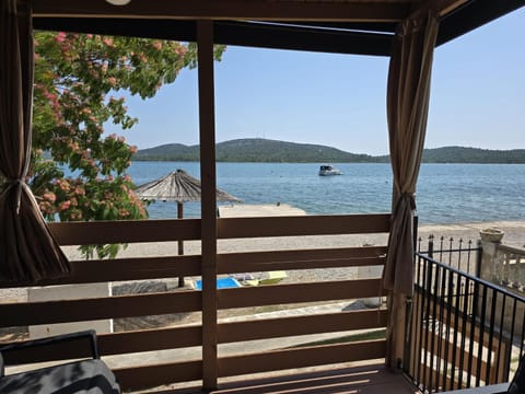 Mobile House Pirovac - LUX MOBIL House in Tisno