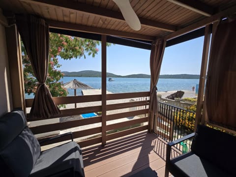 Mobile House Pirovac - LUX MOBIL House in Tisno