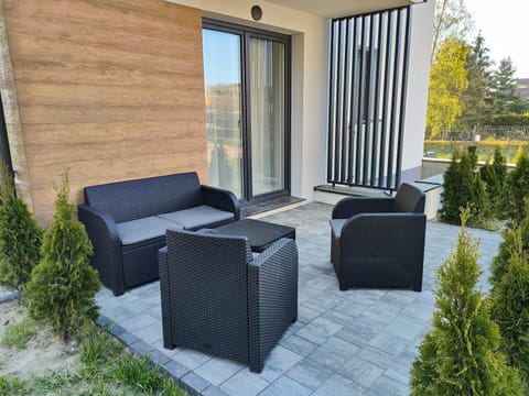 Garden, Balcony/Terrace