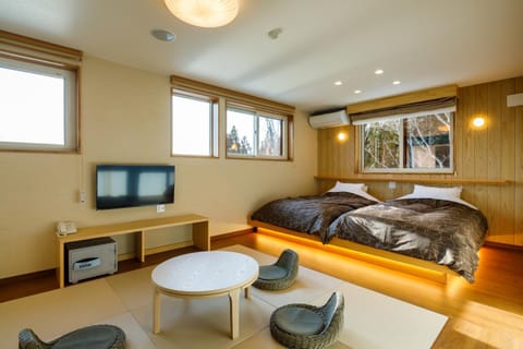 Photo of the whole room