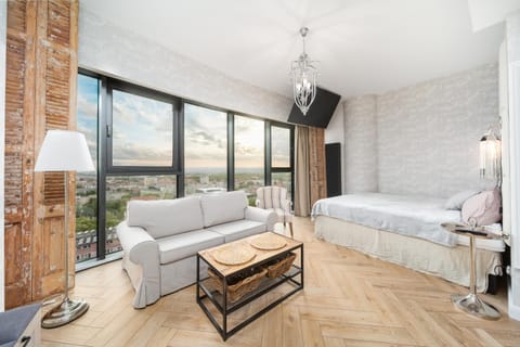 Bed, View (from property/room), Living room, Photo of the whole room, Seating area, Bedroom, City view
